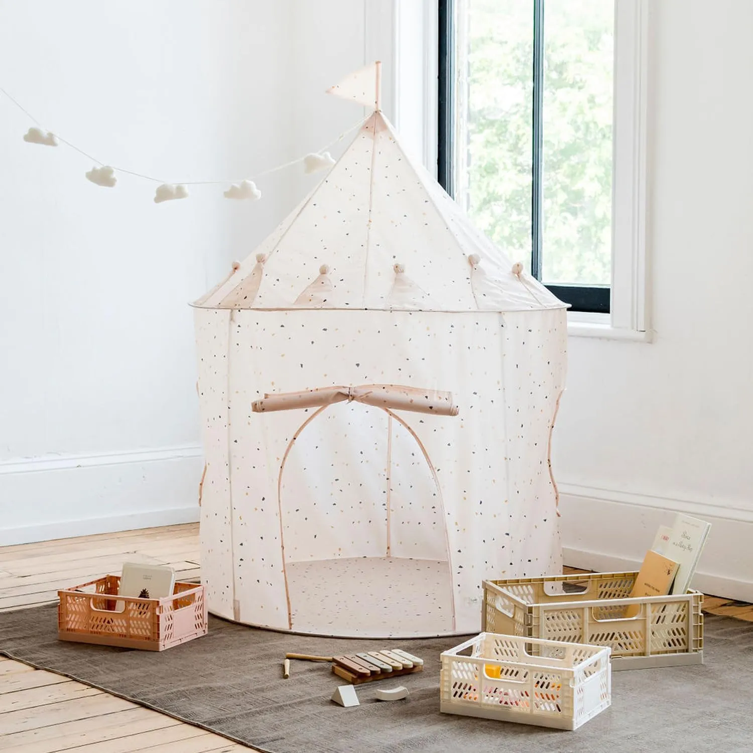 3 Sprouts Kids Play Tent - Sustainable Recycled Fabric – Fun Spacious Childs Playhouse for Indoor Games for Boys & Girls - Durable Fort Pop Up House for Toddlers & Children Age 3-10 - Terrazzo Beige