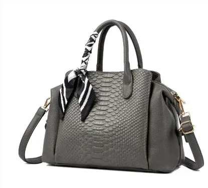Amara - Compact Bag
