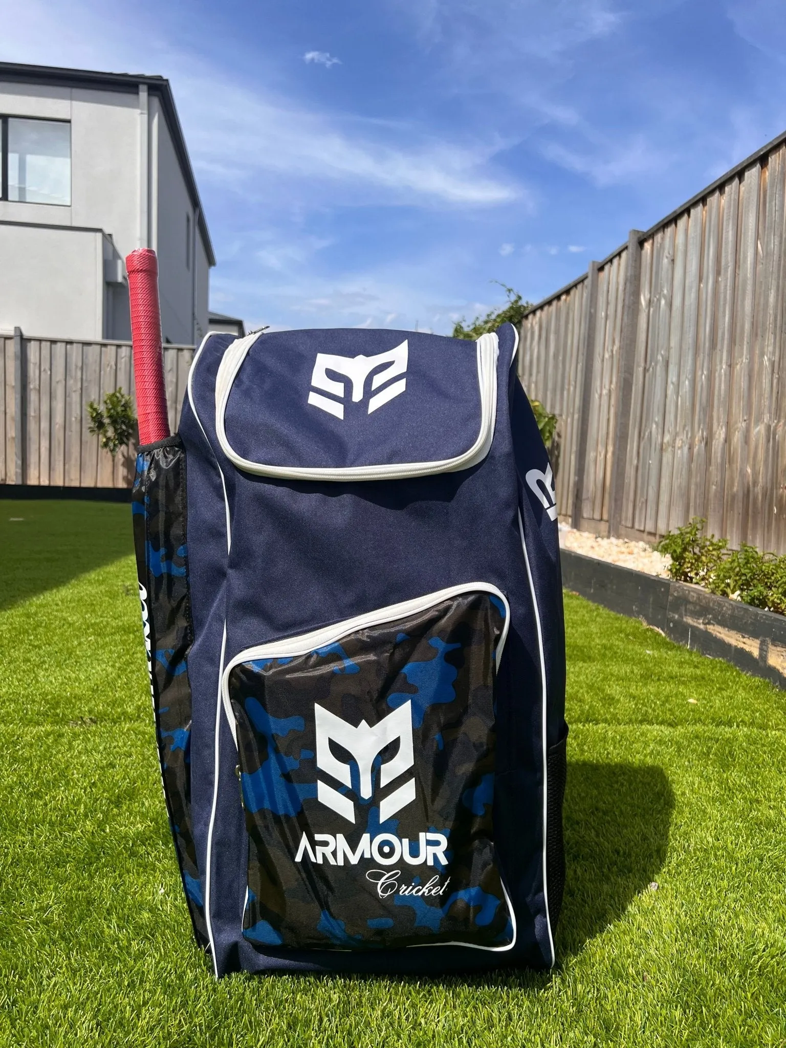 Armour Cricket AVENGER Duffle Kit Bag - Junior