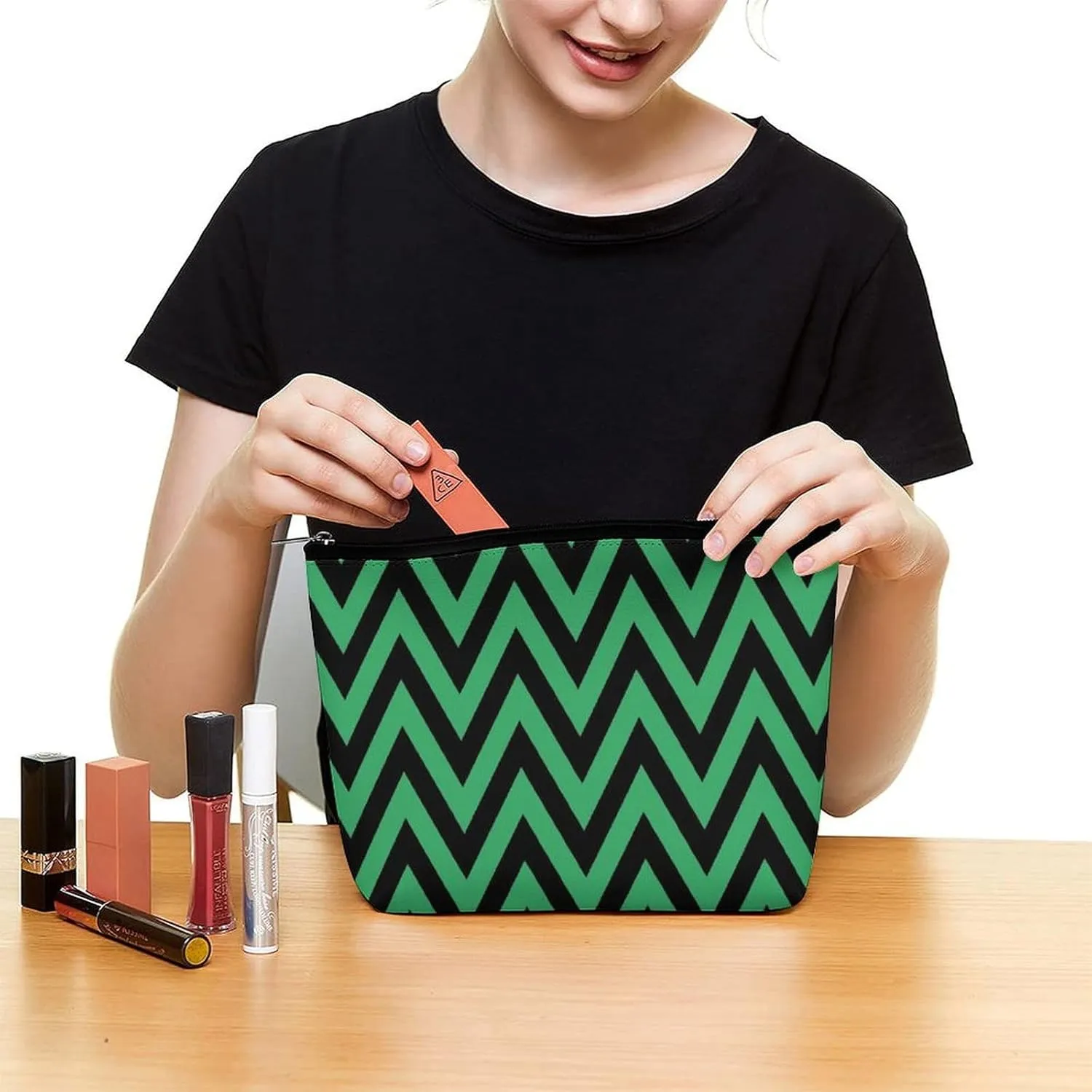 Elegant Makeup Bag, Black and Green Chevron, Zig Zag Pattern Cosmetic Bag Large Capacity Pouch Portable Organizer for Men & Women
