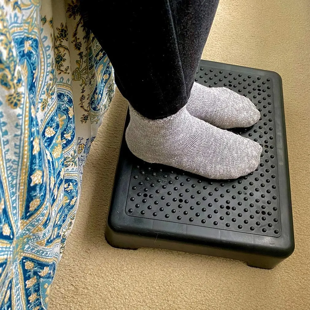Evelots Mobility Half Step Nonslip Treads Indoor or Outdoor Sturdy for Door, Bed, Bathtub & Shower - Hold up to 400 Pounds