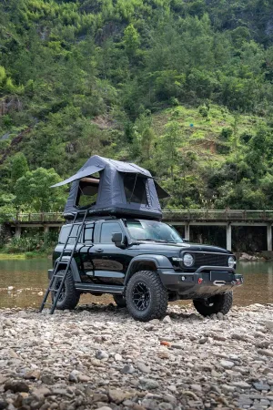 Foldable Inflatable Car Roof Tent for Comfort & Adventure, Quick Setup for 2-3 People, for Outdoor Glamping, Black