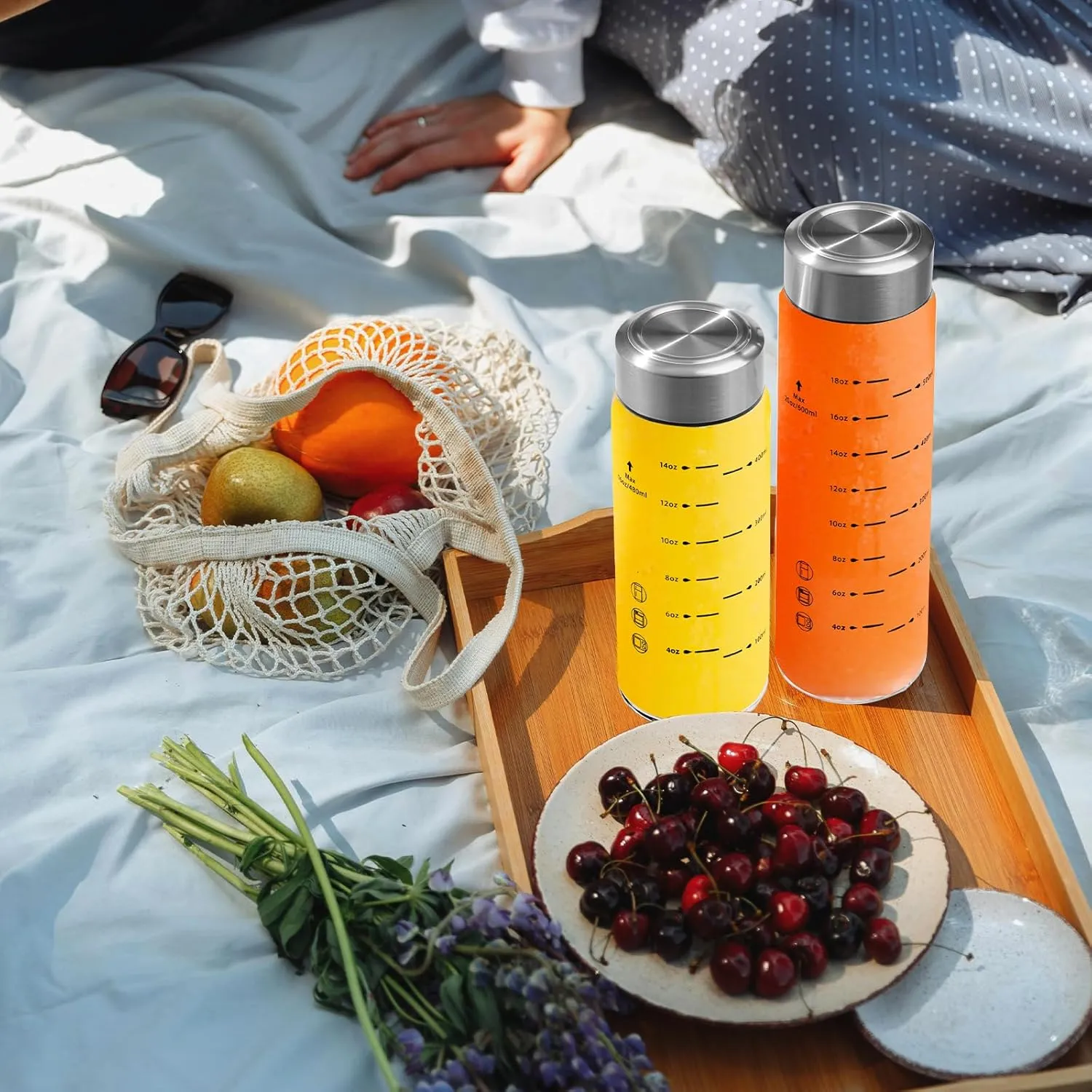Glass Juice Bottles 4 Pack 10 oz - Wide Mouth Glass Water Bottles with Lids - Borosilicate,Stainless Steel Lids for Juicing, Smoothies, Infused Water, Beverage Storage, Leakproof, Reusable,BPA Free