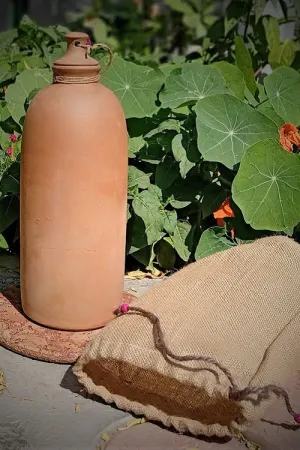 handmakers Beige Water Bottle Bag Set of 2