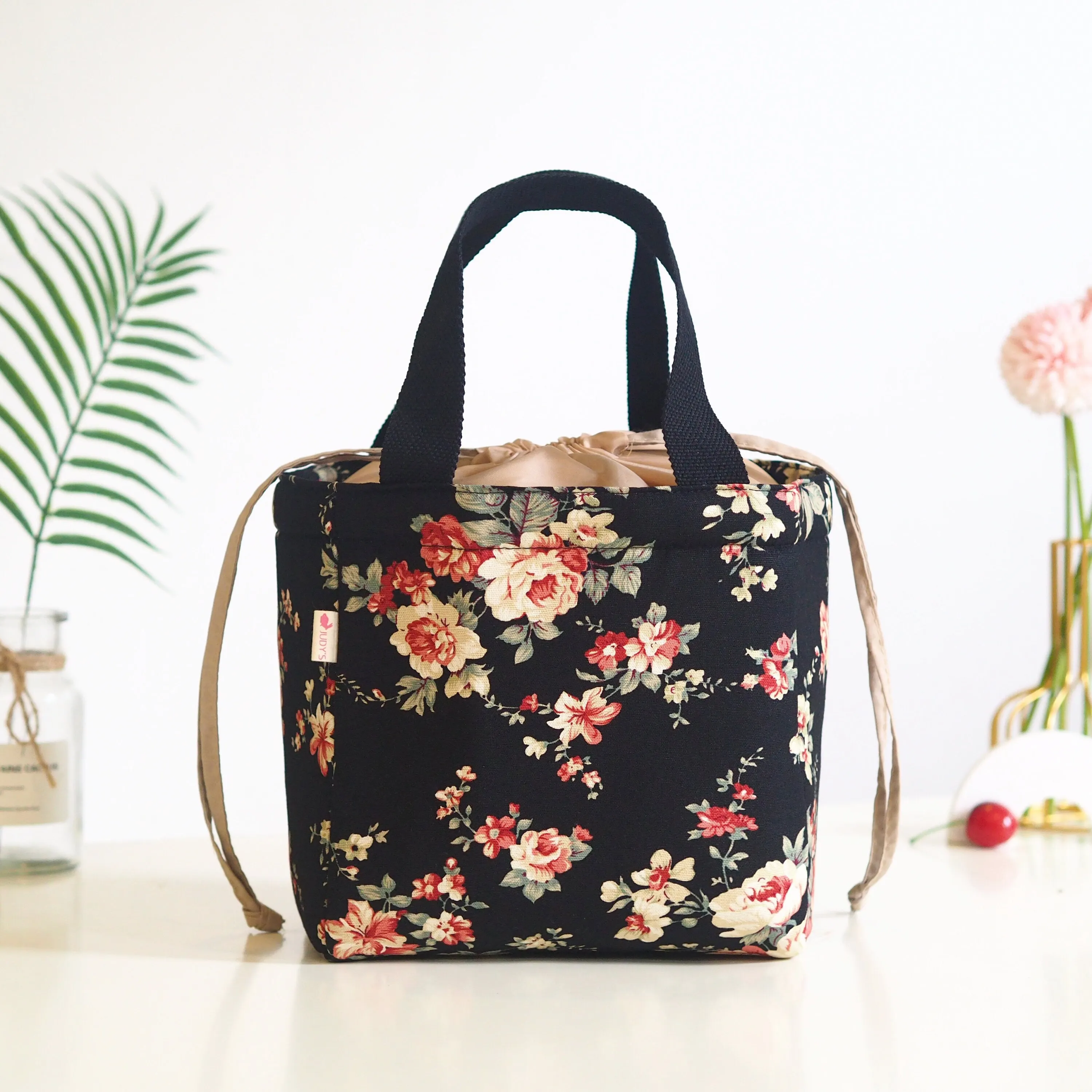 Thermal Drawstring Bag - Insulated for Hot or Cold Storage - Stylish Patterns
