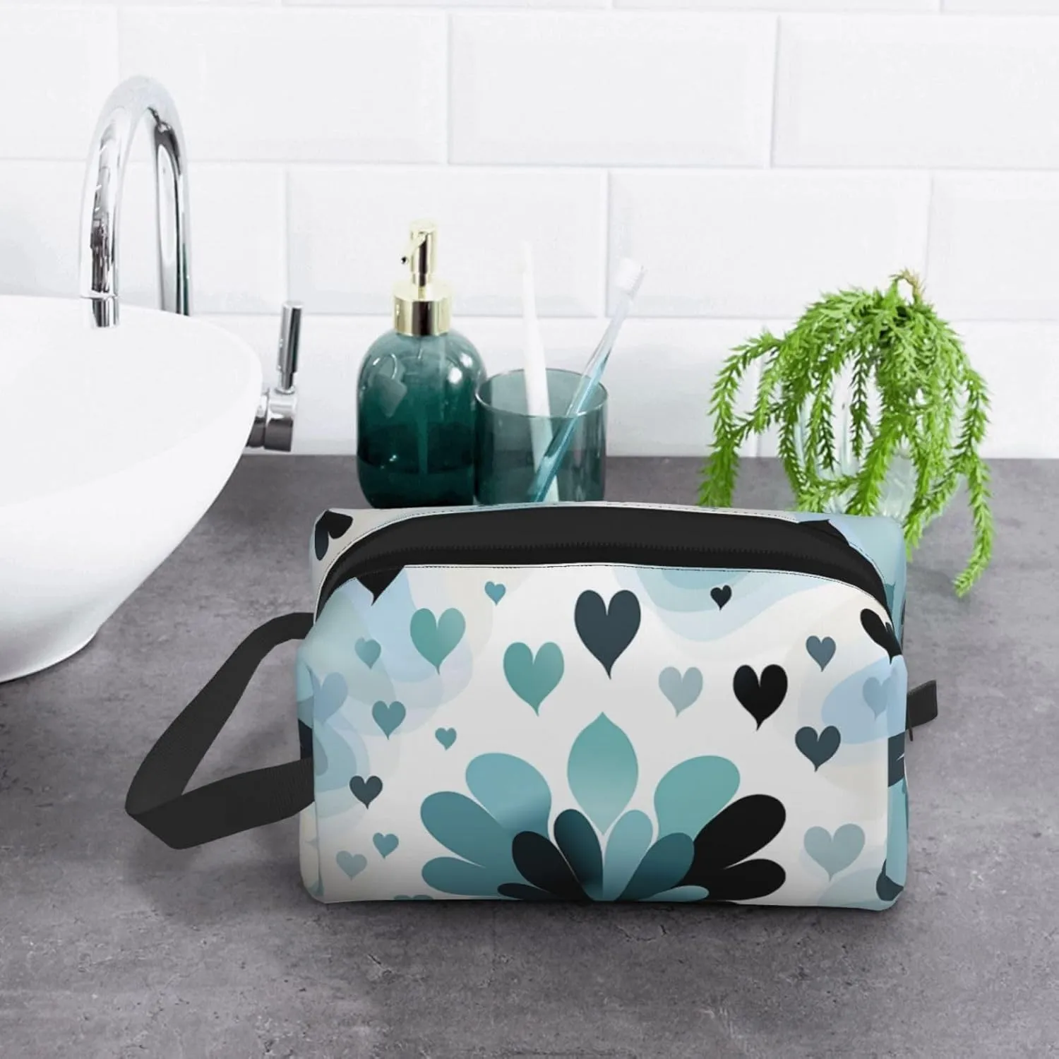 Toiletry Bag for Women Men Dopp Kit Travel Makeup Bag Make Up Organizers Cosmetic Bag Heart Pattern Hanging Toiletry Bag Shaving Bag with Large Capacity for Travel