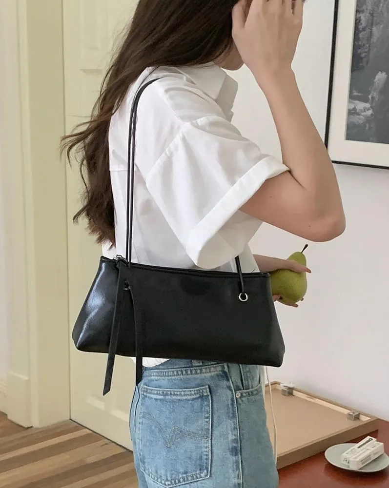 Trendy PU Leather Shoulder Bag for Women Classic Retro Underarm Purse Square long-style Tote Handbag for Travel Dating
